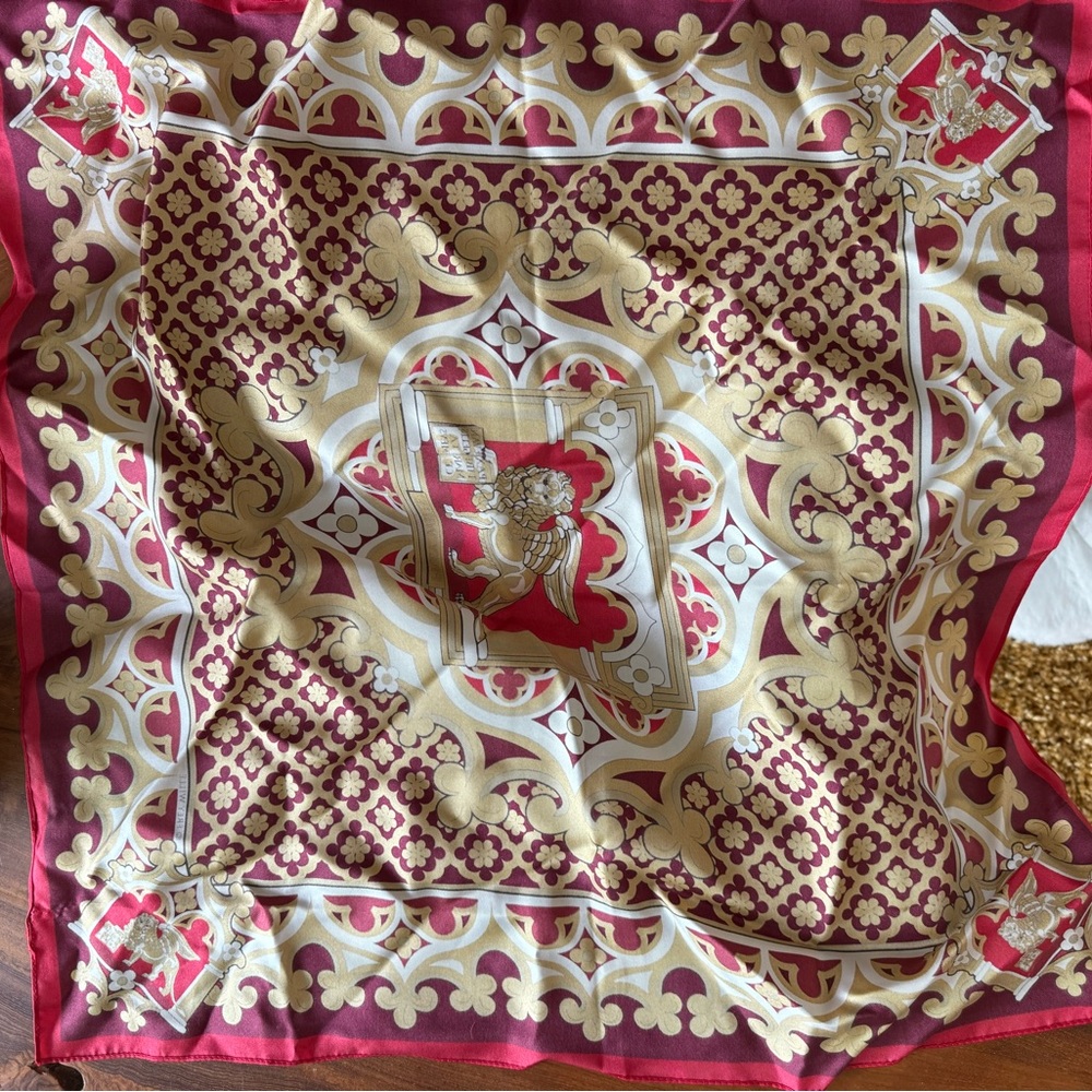 Elegant Red and Gold Patterned Scarf